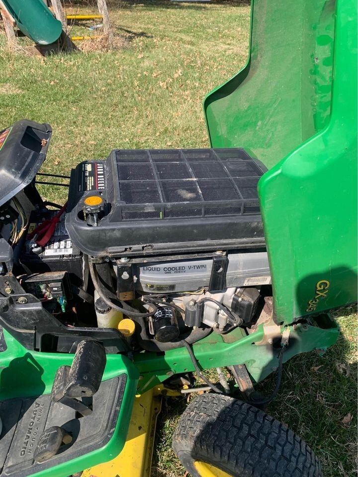 2004 John Deere GX345 Mower/ Garden Tractor 54"C Deck Kawasaki FD611V