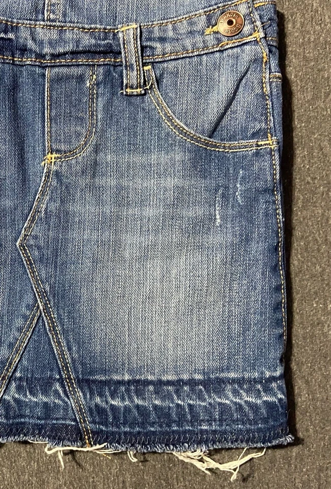 Oshkosh Niños Pequeños Niñas Talla 4 Mono Envejecido Verano Jean Denim Vestido Foto 3 de 4