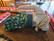 Bissell Handheld Vacuum Cleaner 3065, AC 120 Volt 1.8 Amp WORKS GREAT!