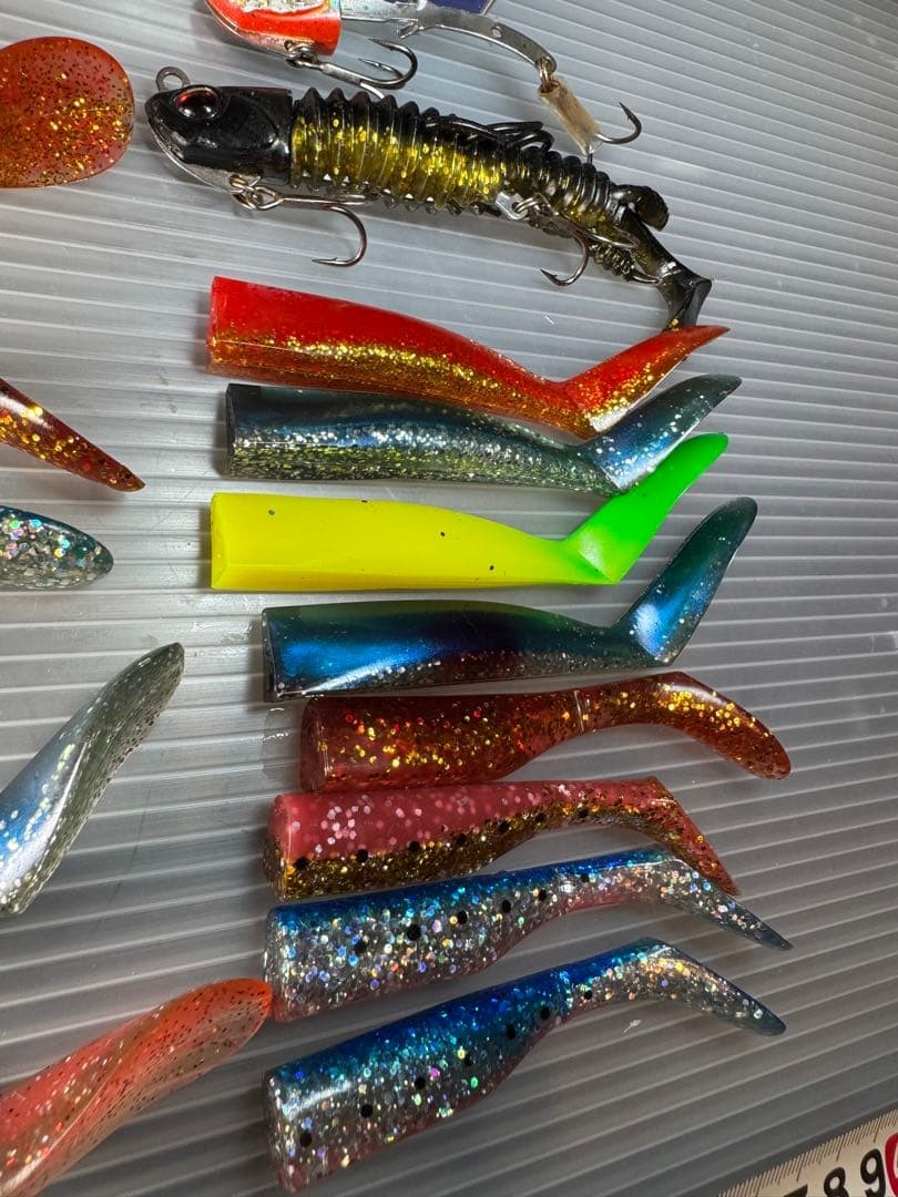 9-piece set of jig head wormsQuick Set, Hamaoh, Howl - Image 5