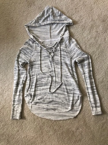 American Eagle Soft & Sexy Long Sleeve Hoodie Size XXS Womens Teens Vneck Lace