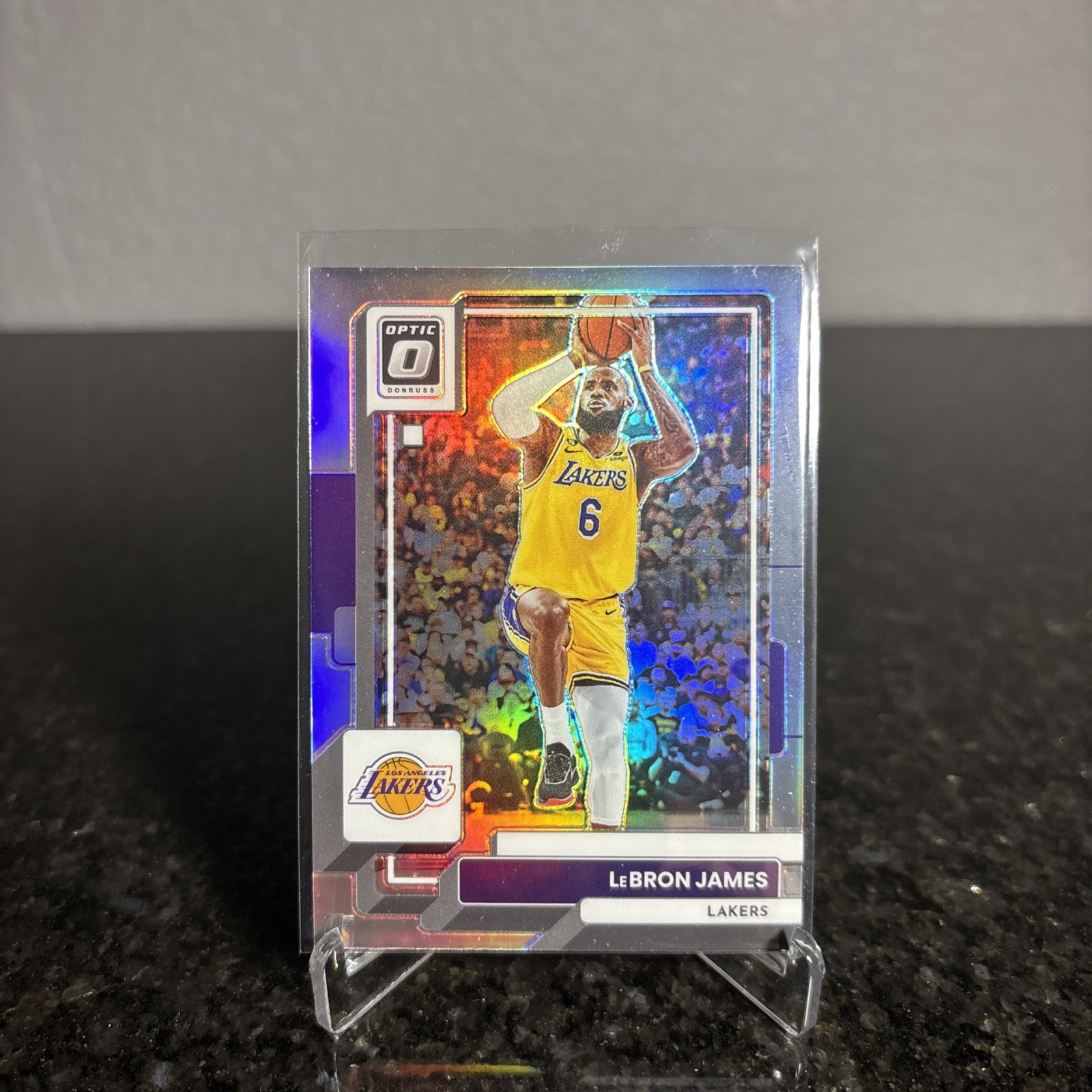 2022-23 Donruss Optic LeBron James Holo #116 Lakers