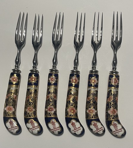 Set of 6 Royal Crown Derby Old Imari Fruit Forks w/Porcelain Handles - Picture 6 of 12