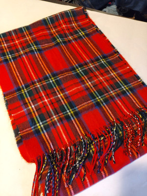 D + Y David + Young Women's Softer Than Cashmere Red Plaid Scarf Korea 12 x 64