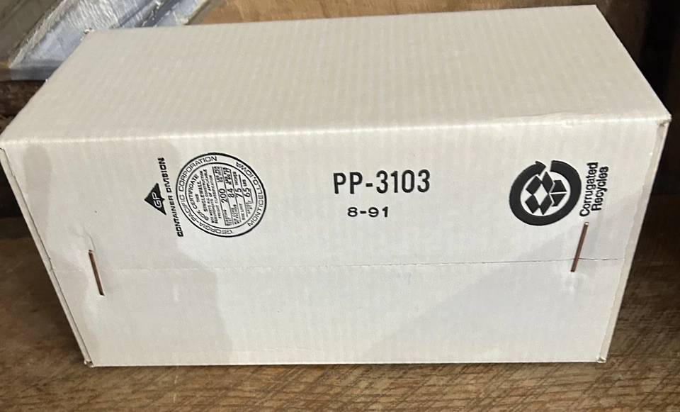 Ertl KZCO 1/28th Ag Chem 1603 Terra Gator UNOPENED Box !!  - Image 2 of 4