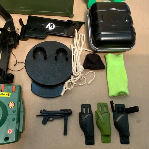 Lote 4 figuras vintage Hasbro Action Man GI Joe accesorios armas piezas años 90’s - Imagen 4 de 8