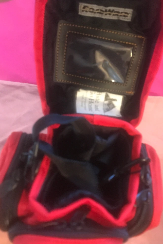 ROADWIRED THE POD COMPACT CAMERA CASE Padded LUGGAGE GEAR POUCH Red CAM NEW - Image 2 of 4