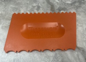 Vtg Tupperware Cake Comb Orange Decorating Tool Frosting Scraper Scalloped Edge