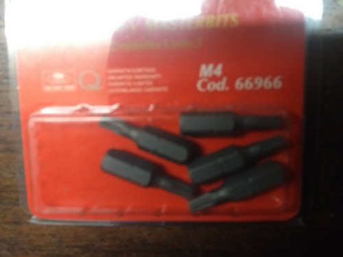 EGA MASTER M4x25mm bits XZN Pack of 5. 66966 Triple Square splined - Picture 2 of 2