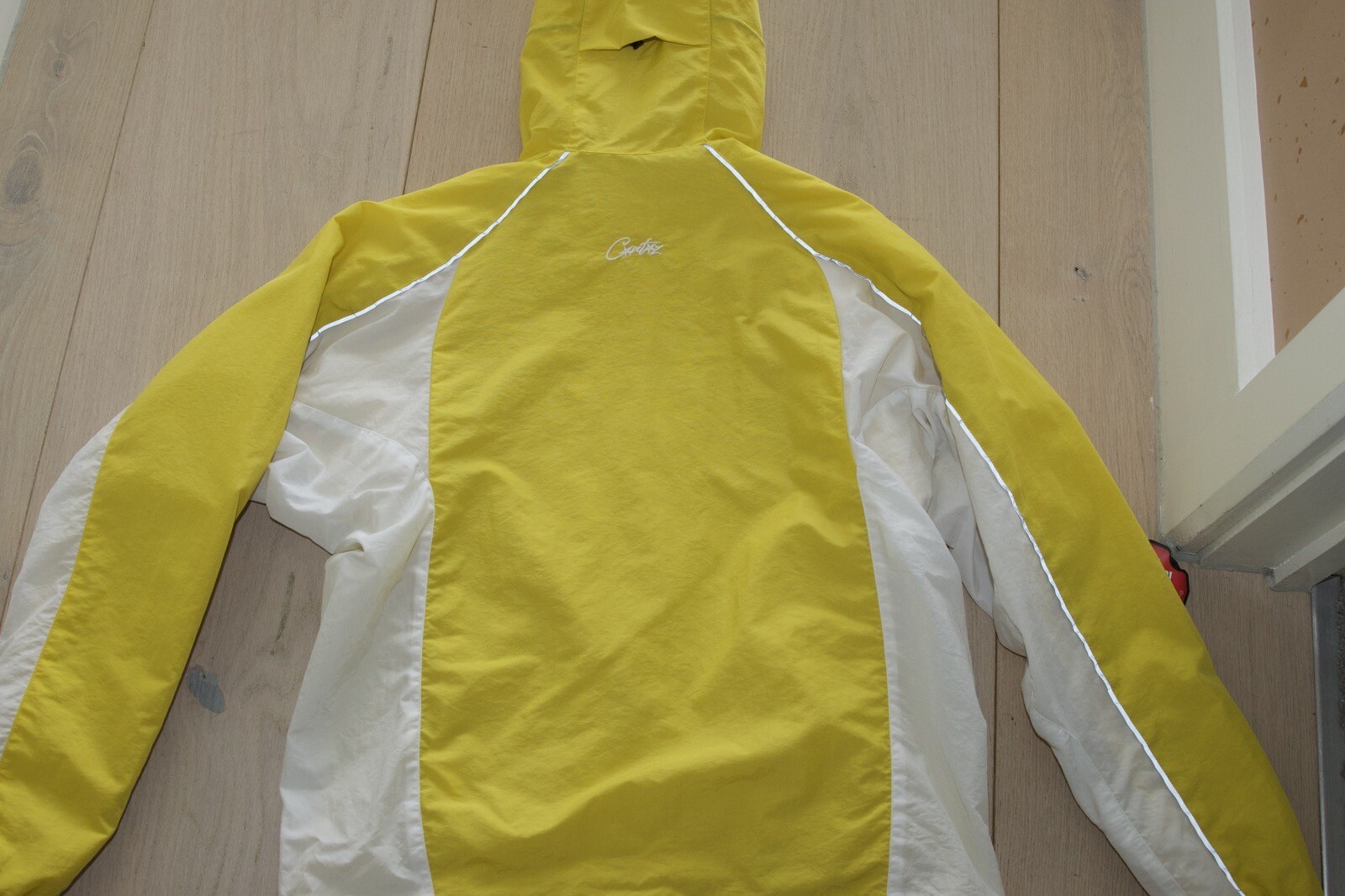 Corteiz Spring Jacket Windbreaker Yellow/White Small Worn Once image 2