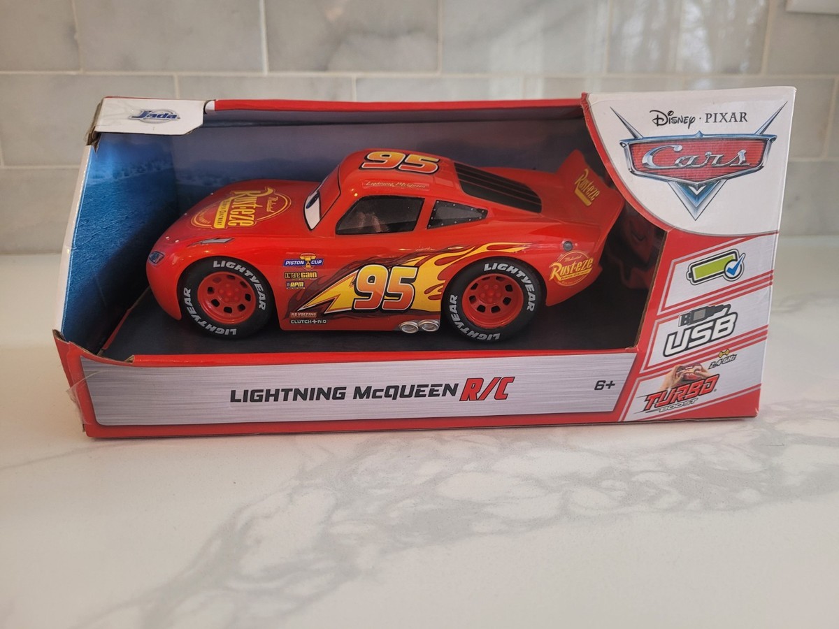 Jada Toys Pixar Cars 1:24 Lightning McQueen RC Remote Control Car