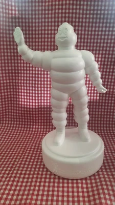 BIBENDUM MICHELIN tirelire plastique camion automobile pneu garage 36cm - Photo 1/4