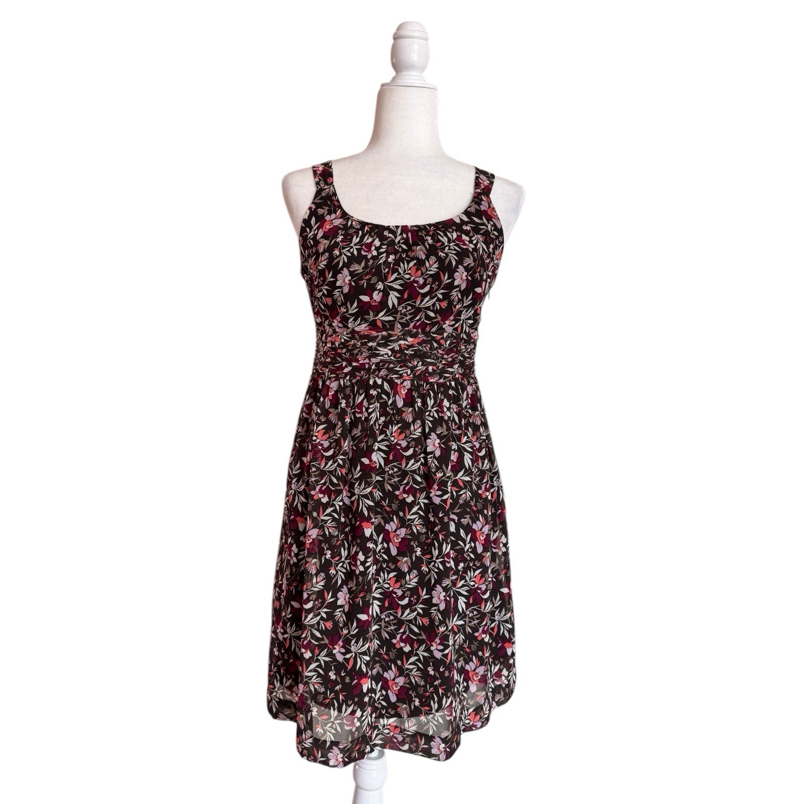 Ann Taylor Brown Purple Floral Sleeveless Scoop Neck Womens Size 4P Fit Flare