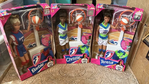 New 3 VINTAGE  LOT 1998 WNBA BASKETBALL BARBIE TERESA CHRISTIE DOLLS HOOP MATTEL
