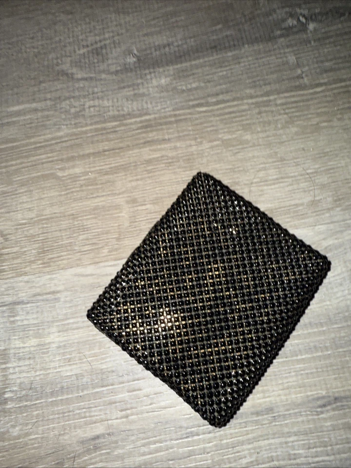 Cartera plegable de malla blanca Whiting and Davis con bloqueo de beso vintage Foto 3 de 4