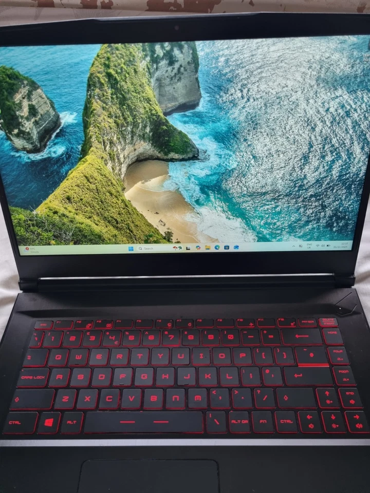 MSI GF65 Thin Gaming Laptop RTX 2060, I7-9750H, 250GB SSD - Image 2 of 4