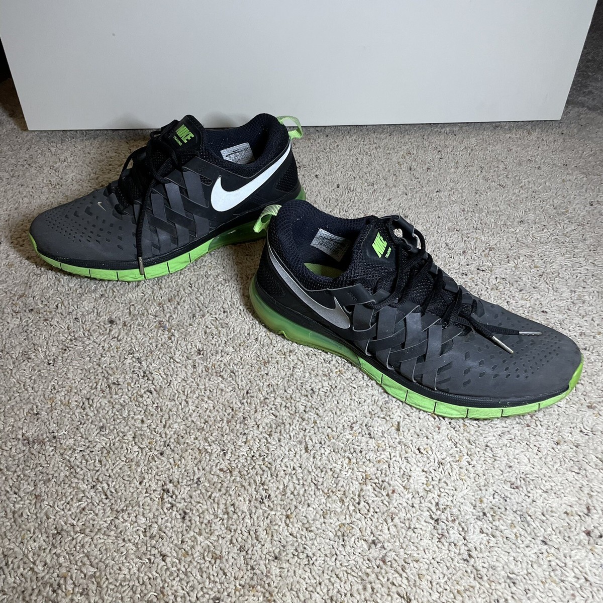 nike criss cross trainers