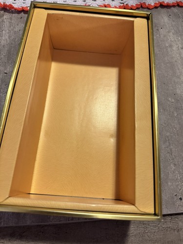 1970s Made in Italy Amaretto do Saronno gift box / Trinket Box 3 Yellow Roses - Picture 6 of 9