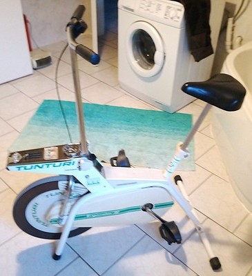 Hometrainer, Fitnessbike, Fahrrad ohne elektronische Spielereien