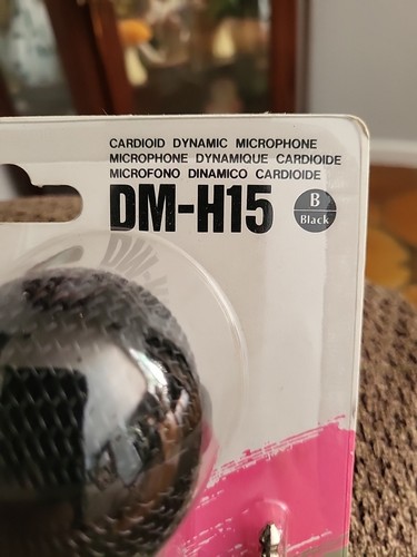AIWA KARAOKE VOCAL Cardioid Dynamic Microphone, DM-H15, New, Black Sealed - Picture 6 of 8