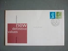 GB DEFINITIVE FDC 1975 61/2p CENTRE BAND 81/2p 2 BAND HIGHWORTH DOUBLE RING P/M