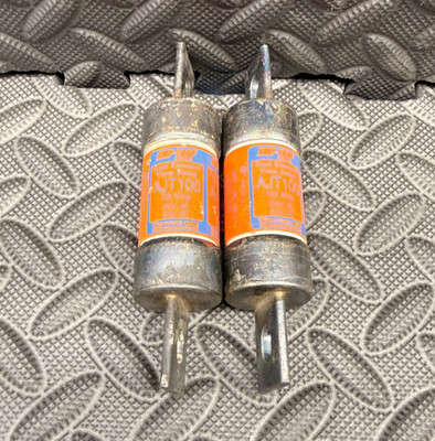 Lot of 2x Ferraz Shawmut Amp-Trap AJT100 100A 600V Dual Element Time Delay Fuses