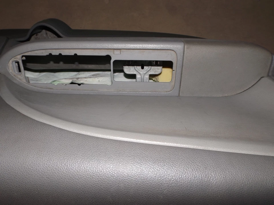 2005–2007 Ford Freestyle Front Right Passenger Side Door Interior Trim Panel Foto 4 de 4