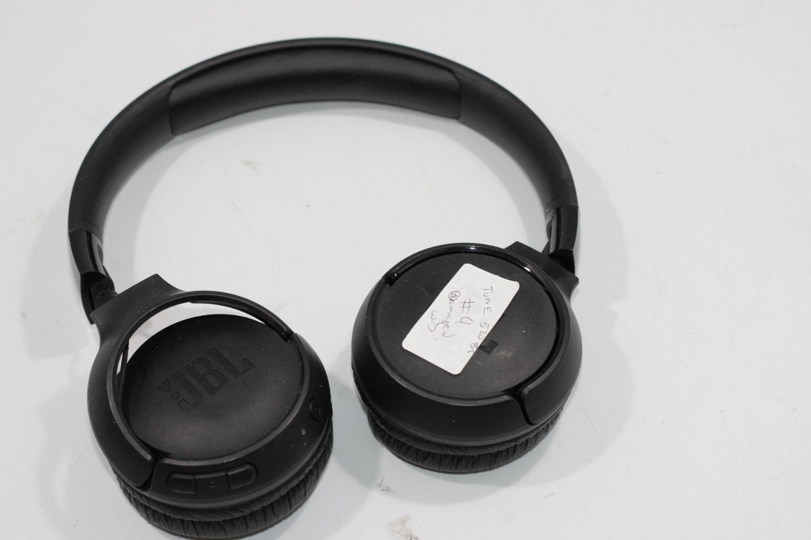 FAULTY JBL TUNE 520BT WIRELESS BLUETOOTH HEADPHONES ON EAR WITH MIC DAMAGED RIGH