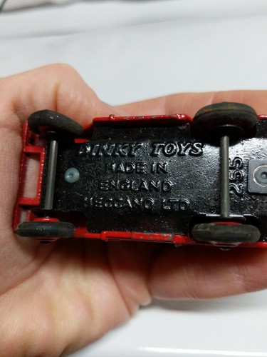 Dinky Mersey Tunnel Police Land Rover No.255 Red Made In United Kingdom - Picture 7 of 7