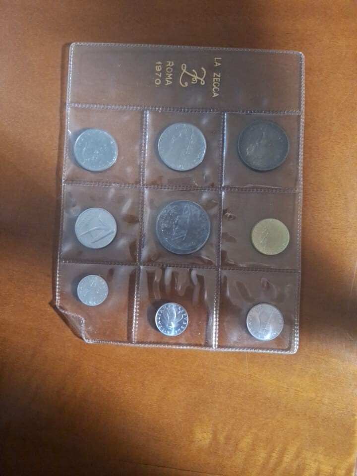Foto 1 di 4