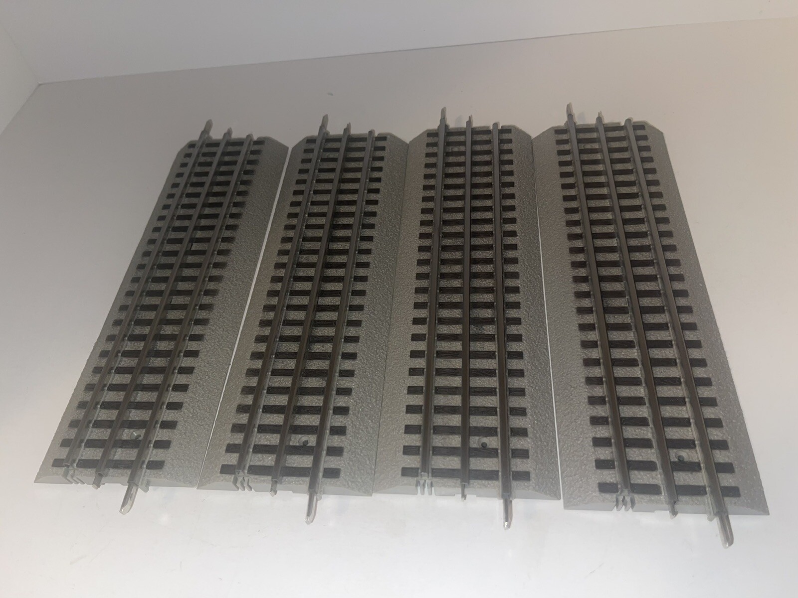 Fast Track Train Model Straight O Scale Model Railroad Train Tracks LIONEL FASTRACK 10 ...