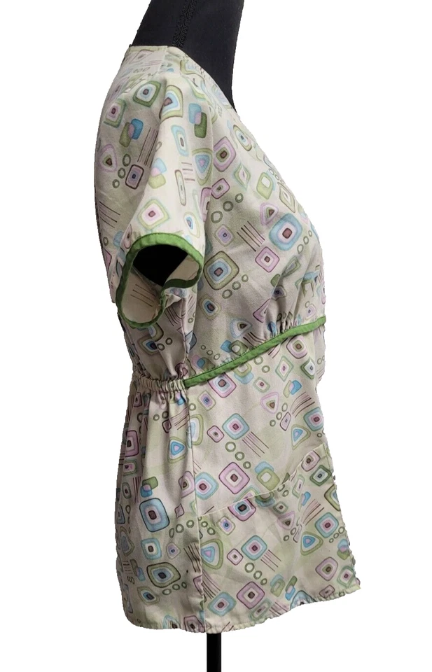 SB Scrub Top (S) Multicolor Geometric Waist Tie Pockets V-Neck - Image 2 of 4