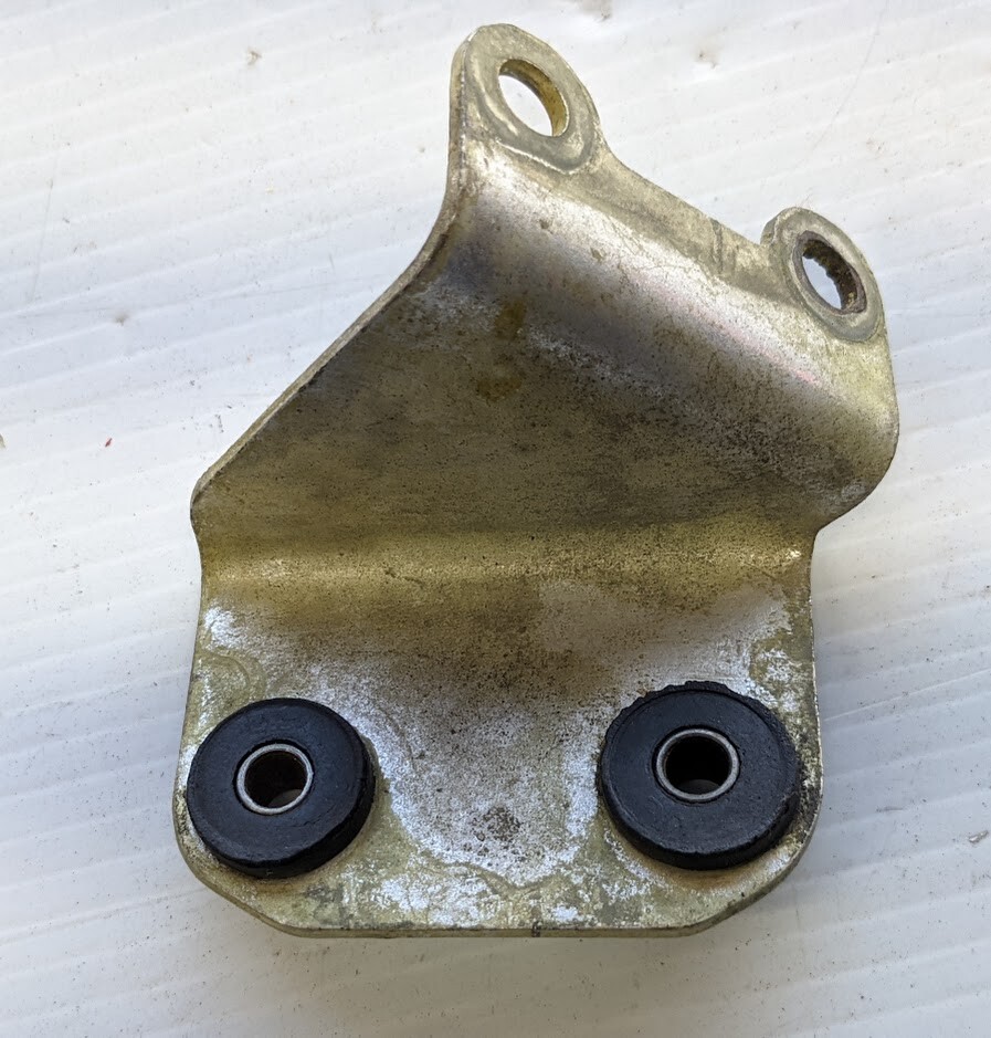 Ferrari 308 INTAKE MANIFOLD WARM UP REGULATOR support