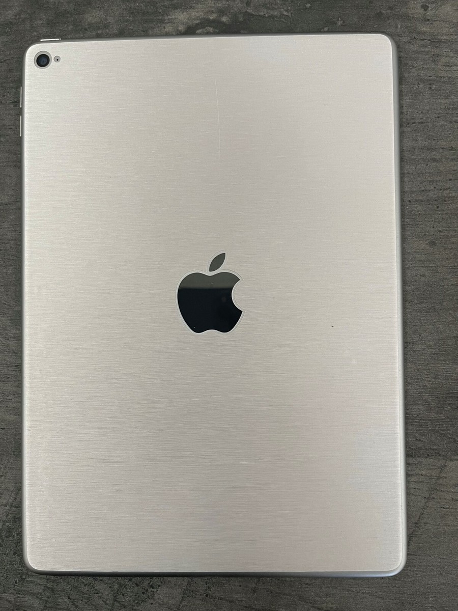 BUNDLE Apple iPad Air 2 128GB, Wi-Fi, 9.7in - Space Gray