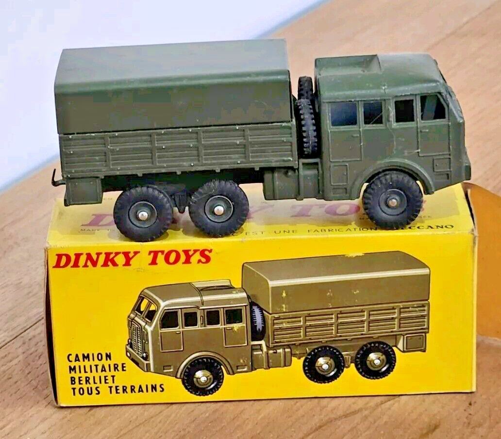 MILITAIRE BERLIET: A Dinky Toys No. 818 Camion Militaire Berliet Tous Terrains In Original Nbsp Box Made In France By Meccano Ltd