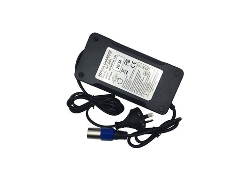 5 Amp 24 Volt 3-Stage Mobility Scooter and EV Battery Charger - Picture 2 of 4