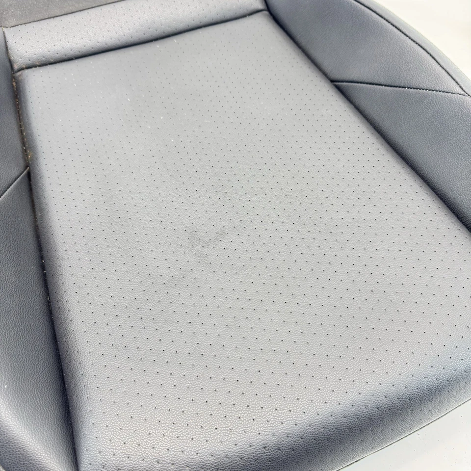 2019-2021 VOLKSWAGEN JETTA FRONT RIGHT SIDE LOWER SEAT CUSHION BOTTOM BLACK OEM - Image 3 of 4