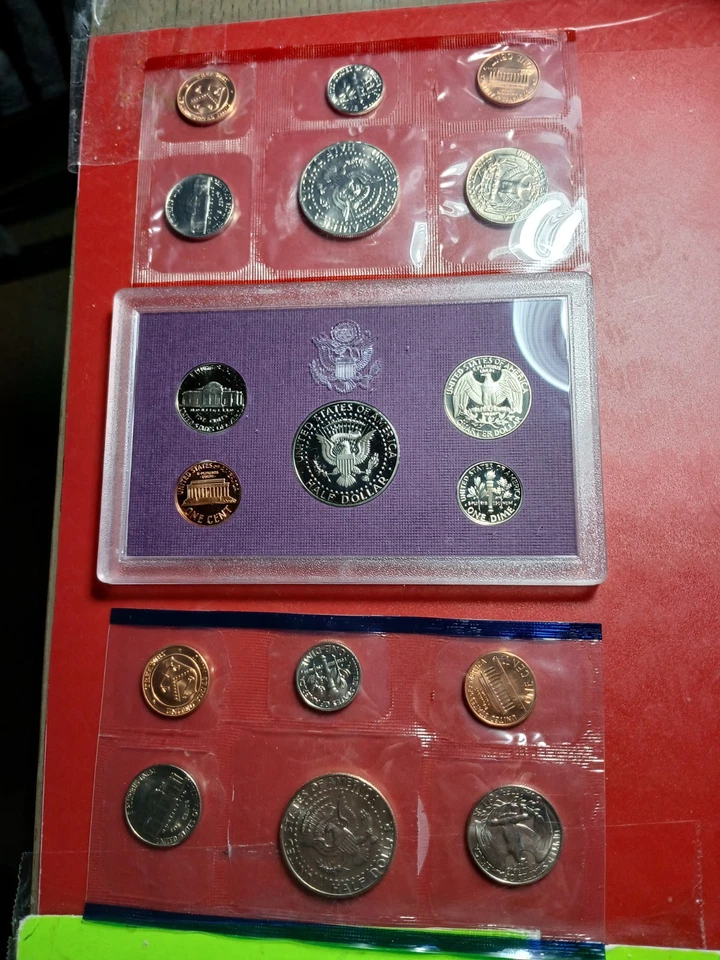 1990 EE. UU. COMO NUEVO PRUEBA Y SIN CIRCULAR P&D SET COMPLETO C.O.A. & ESTUCHES. Foto 2 de 2