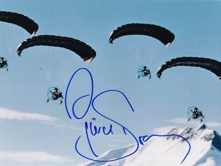 PIERCE BROSNAN 007 JAMES BOND SIGNED AUTOGRAPH PARACHUTE SEQUENCE TWINE 1999