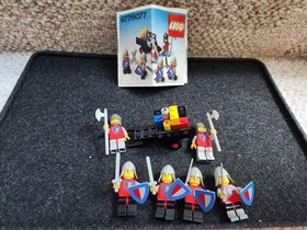 Vintage Lego 677/6077 Knight's Procession Castle Set Complete w/ Manual!! No Box