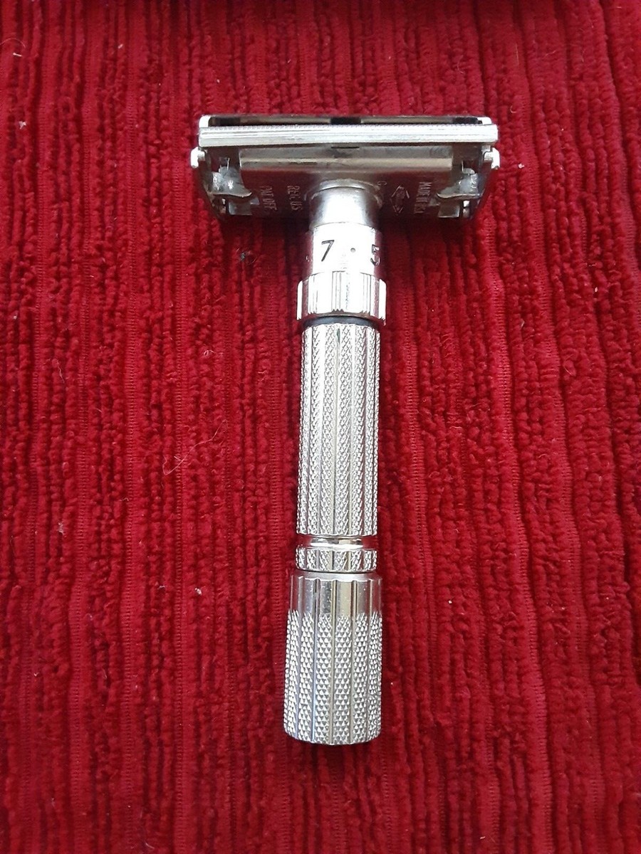 1961 Gillette G1 Adjustable Fat Boy Safety Razor Set With Case | eBay
