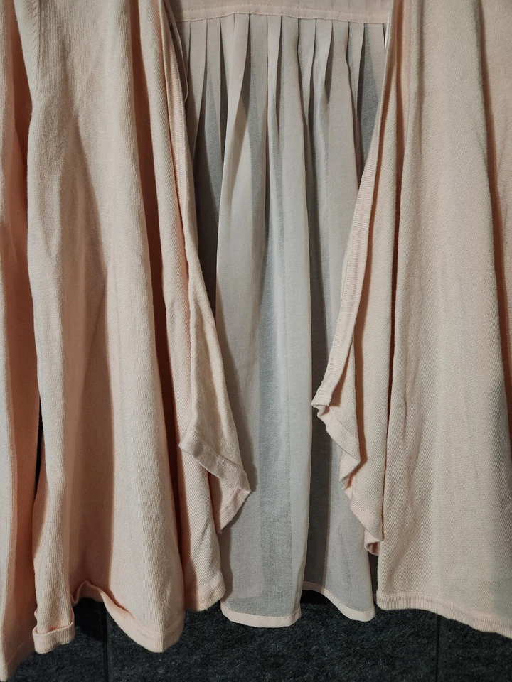 Cardigã feminino Thalia Sodi blush rosa M em excelente estado usado - Imagem 2 de 4