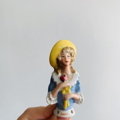Vintage Half Doll Nadelkissen Puppe. Ausland. Gestempelt