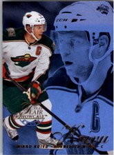 2012-13 Fleer Retro Flair Showcase Row 2 #37 Mikko Koivu - NM-MT