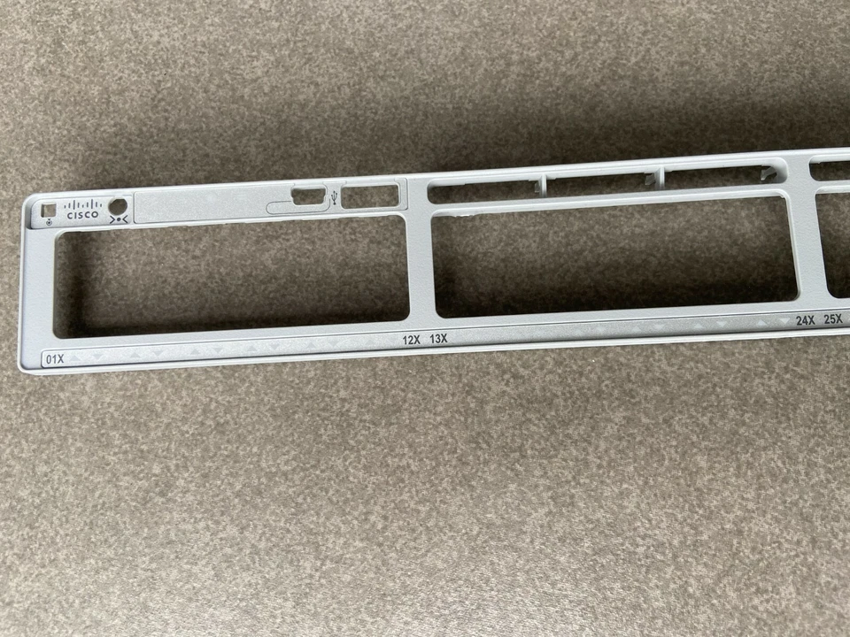 Cisco Catalyst C9300L-48T-4X-E C9300L-48T-4X-A 4X10G Faceplate for Replacement - Image 2 of 4