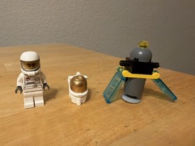 LEGO City 3367 - Space Shuttle (2011) - 100% Complete + Instructions - NO Box