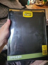 Otterbox Defender Series Case w/Kickstand Apple iPad 4/3/2 Gen 9.7" Brand New
