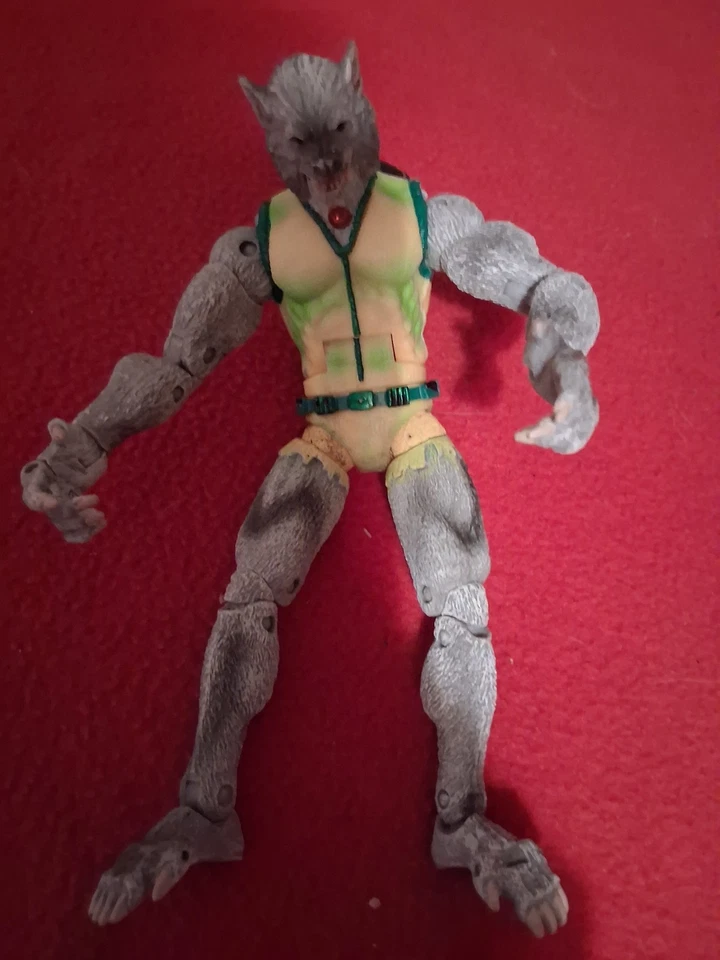 Toy Biz HOWLING MANWOLF 2006 The Amazing Spiderman 7" action figure - Image 2 of 3