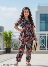 Girls Crepe Kurta Pant Set Printed set, Short Sleeve, Matching Pant
