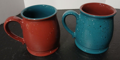 Harlequin Tudor Mugs-Set of 2-Teal Green/Burgandy - Unmarked